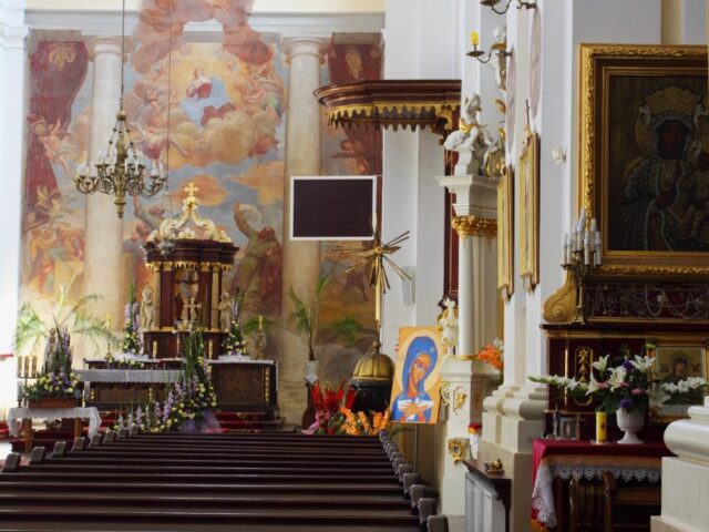 The interior of the Baroque Basilica of the Assumption of the Blessed Virgin Mary in Węgrów with frescoes by Michelangelo Palloni from 1707 - 1709, photo: City Hall